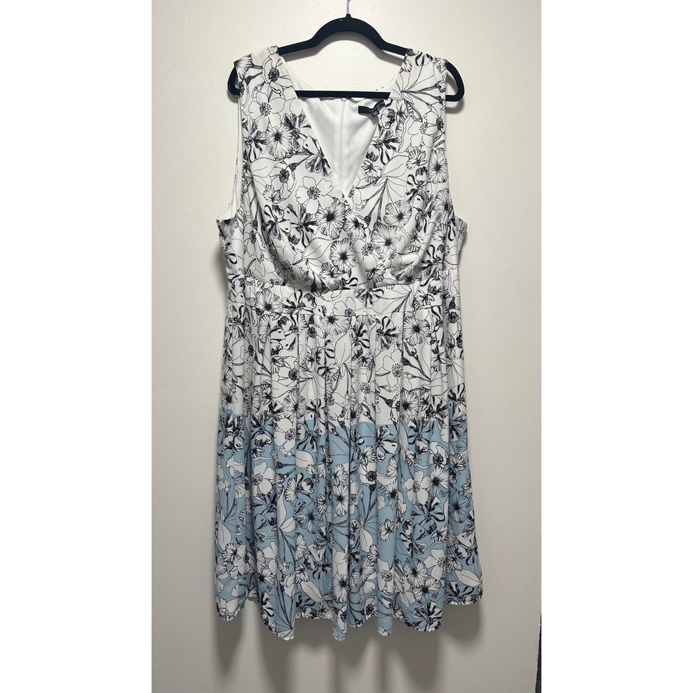 Sangria Women 24W Floral V-Neck Sleeveless Fit Flare Dress Blue Ombre